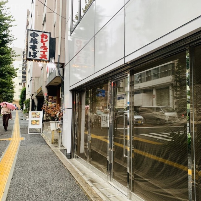 御茶ノ水クロスビル 外観