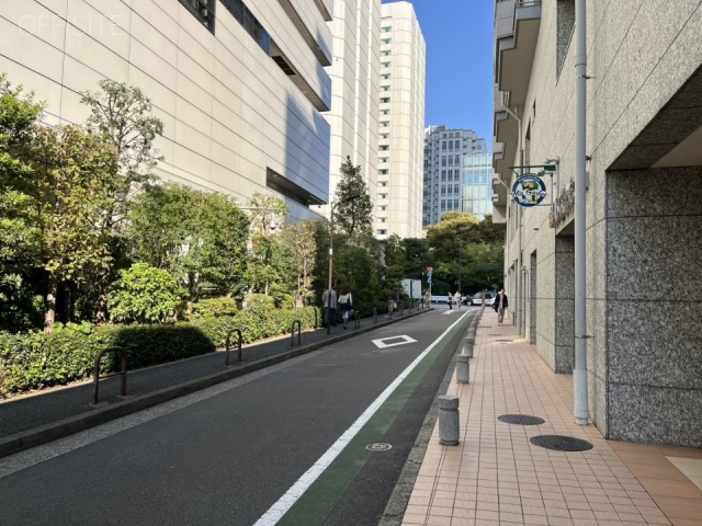 ウィン青山 周辺