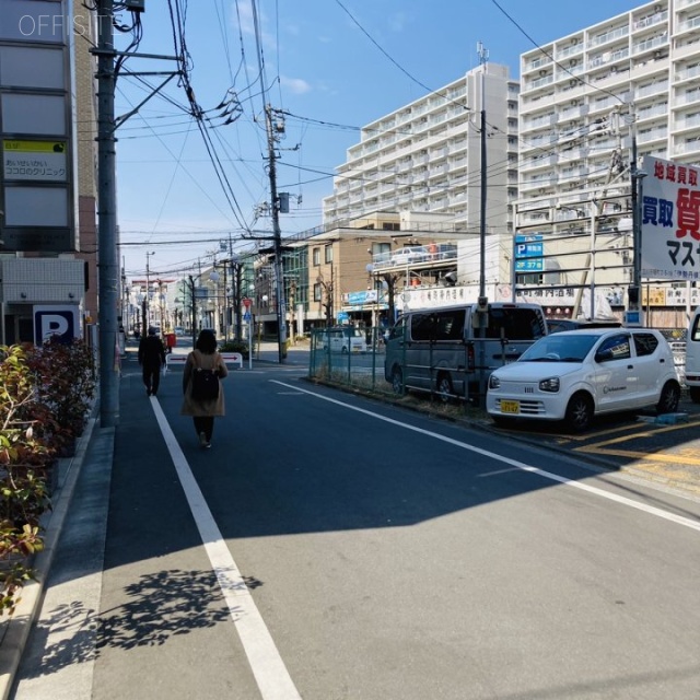 キングストンパレス立川 ビル前面道路