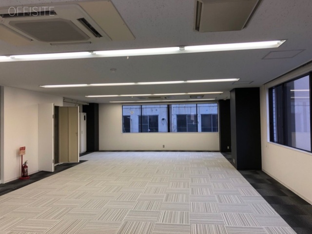 旭光(きょっこう)ビル 室内