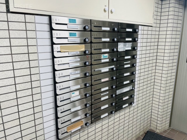 ルミエールお茶の水ビル 郵便受け