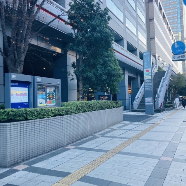 アルカセントラル 1階部分