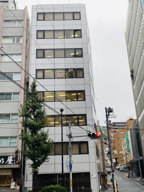 御茶ノ水クロスビル 外観