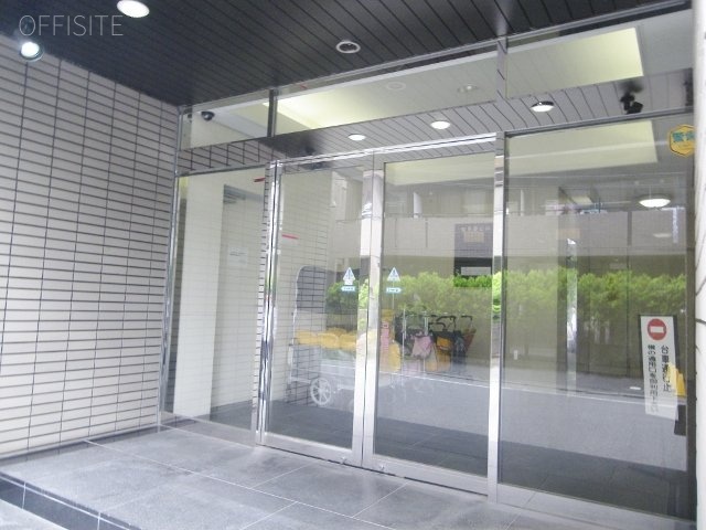 正進社ホールディングスビル エントランス