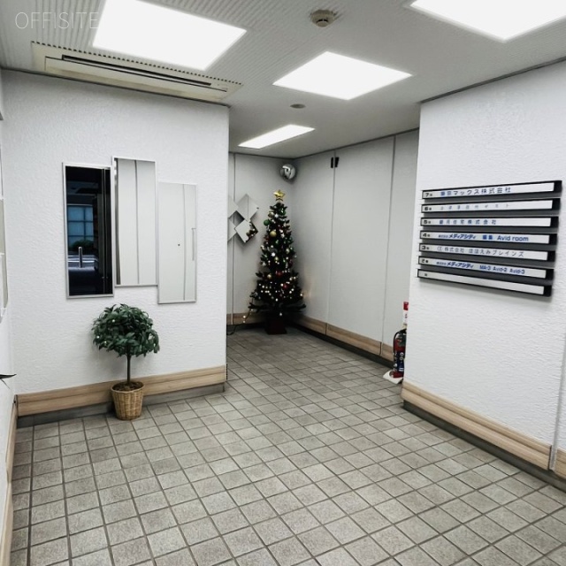 銀座松良ビル エレベーターホール