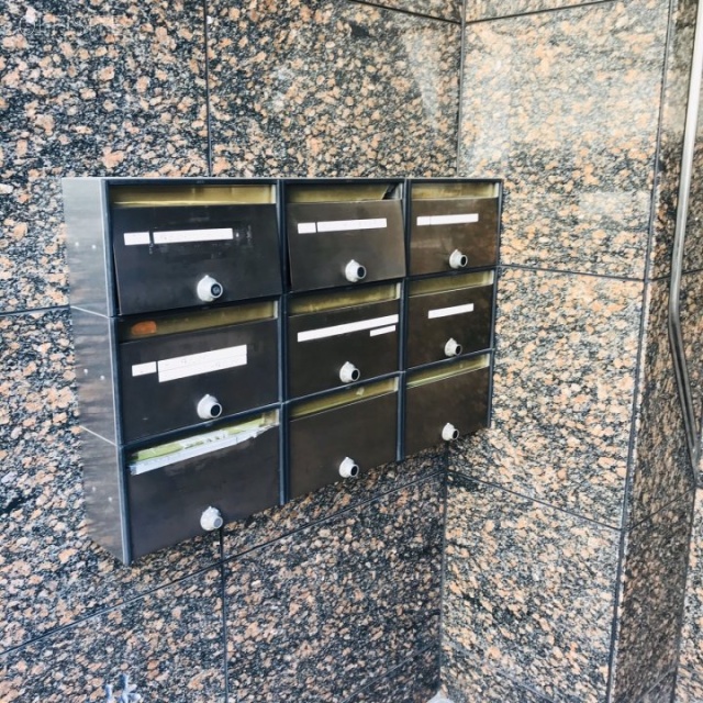 ヴェルディ赤坂 郵便受け