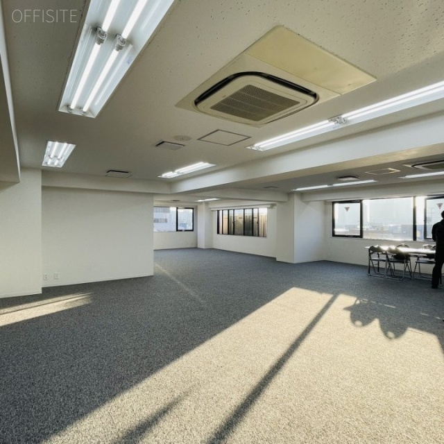 本郷綱ビル 室内