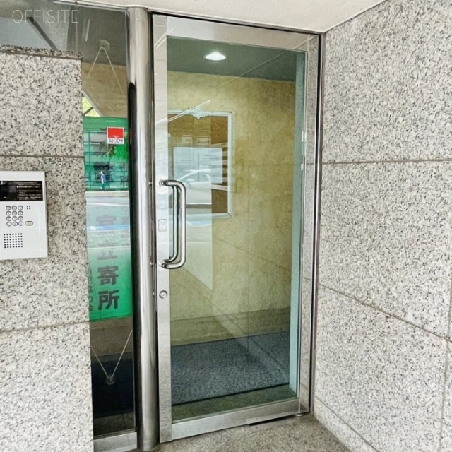 白鳳堂ビル エントランス