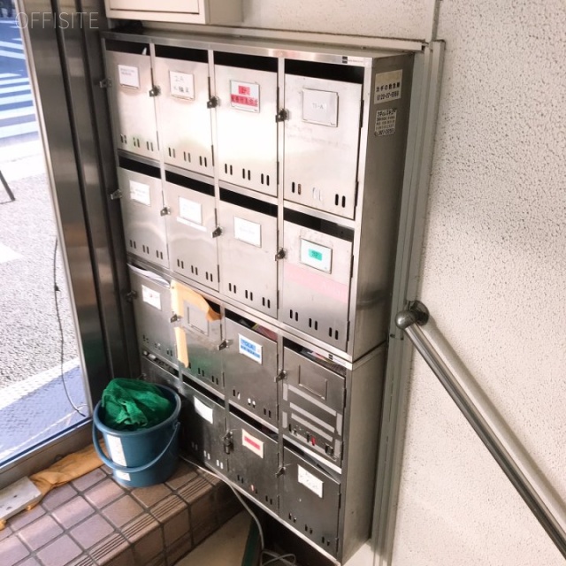 豊ビル 郵便受け