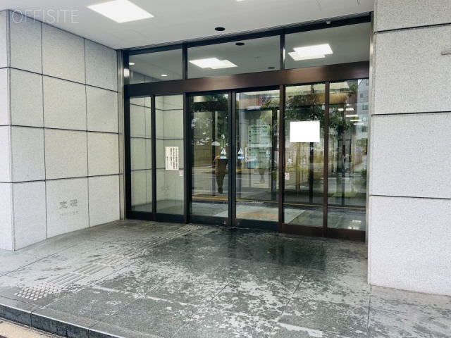 一星芝ビルディング オフィスビル出入口