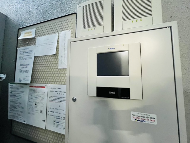 甲田ビル エントランス