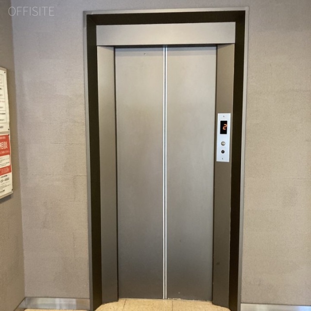 高徳ビル エレベーター