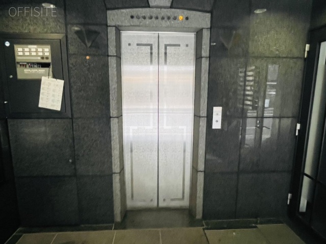 SSビル エントランス