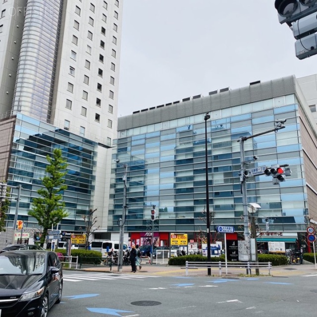 HUNDRED CIRCUS East Tower 外観