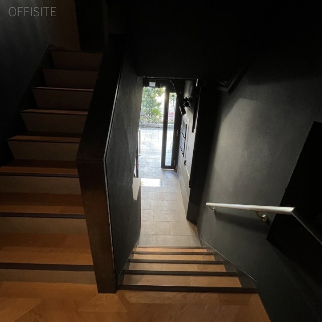 KOALA BKDG. JIMBOCHO エントランス