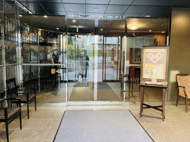 リエール市ヶ谷 エントランス