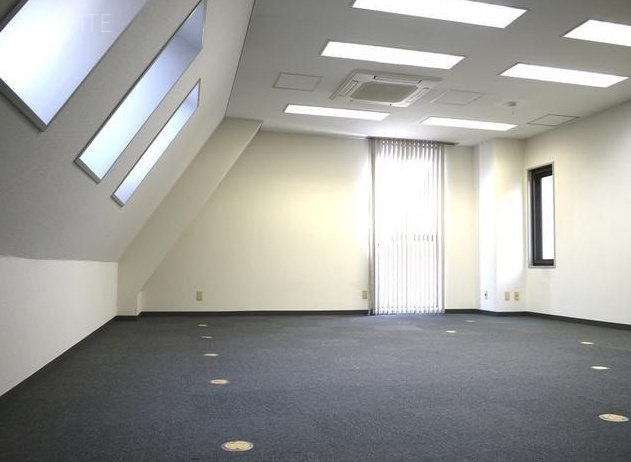 ユシマレミエビル 内装