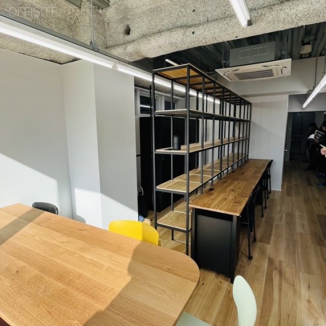 THE CUBE 神田明神 室内 4階