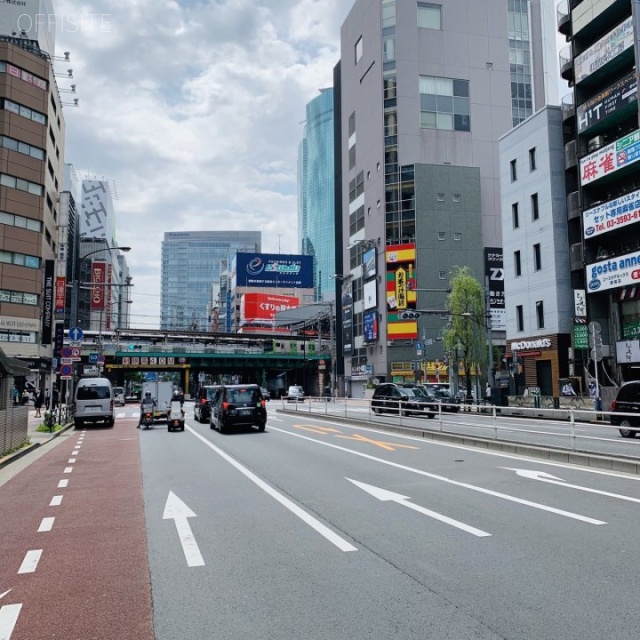 新橋柳屋ビル ビル前面道路 外堀通り