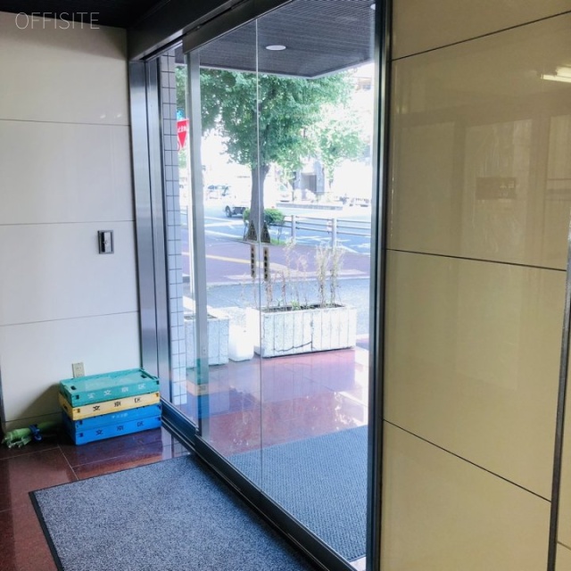 NCKビル エントランス