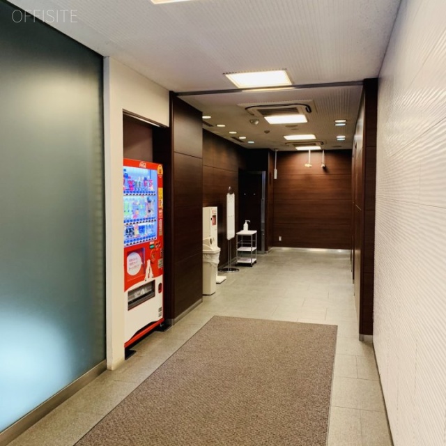 りそな新橋ビル エントランス