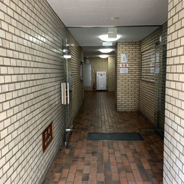 ストークベル浜松町 エントランス