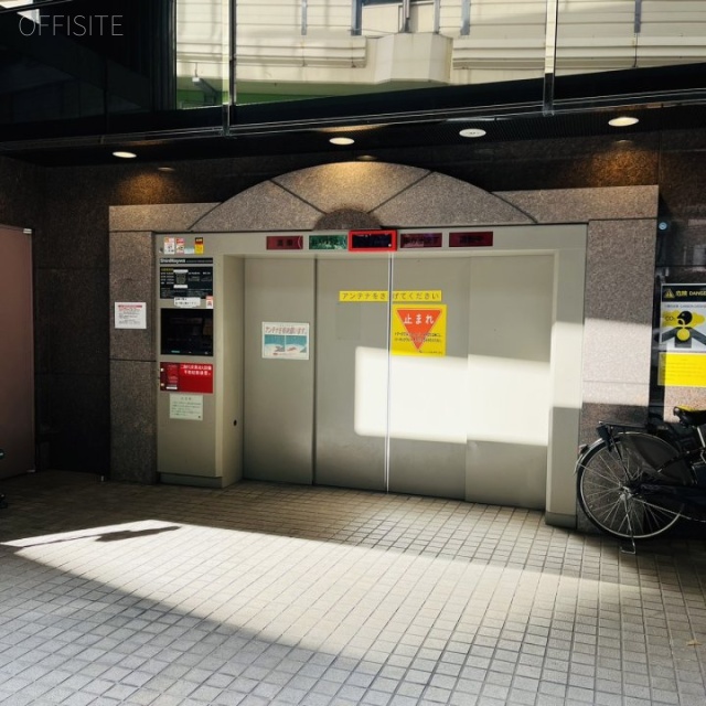 グレイスロータリービル 駐車場