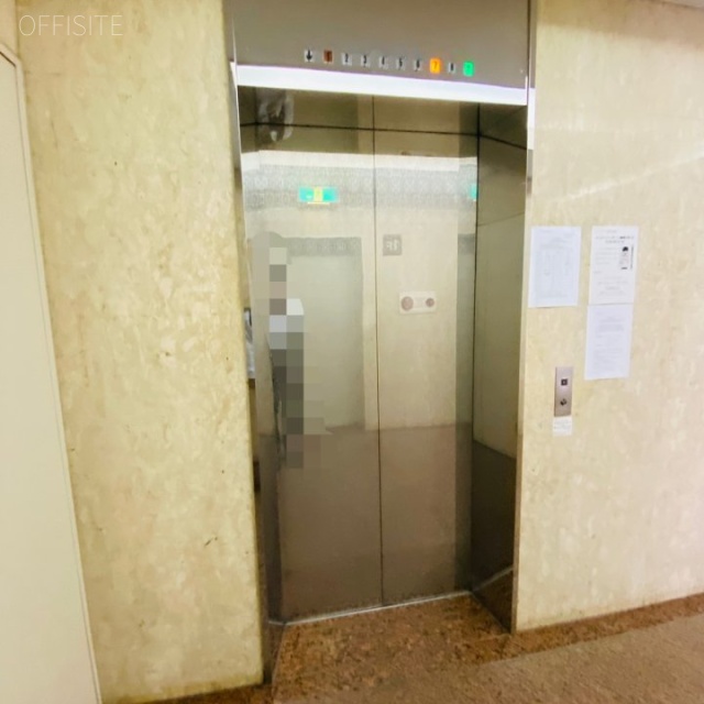 久月神田ビル エントランス