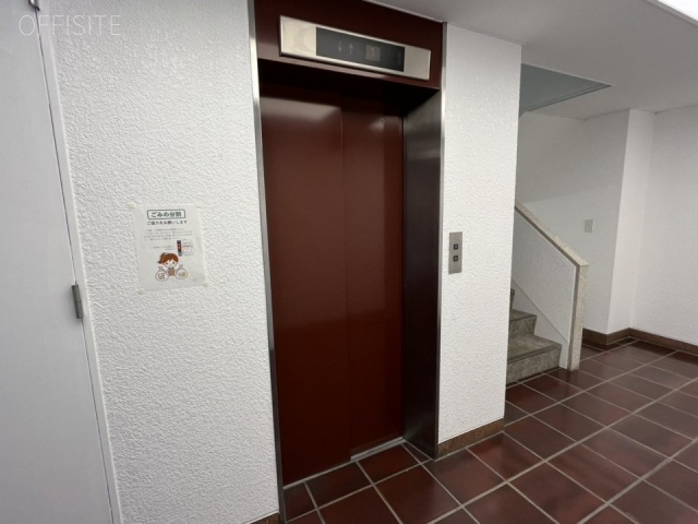 シェ麻布 エントランス