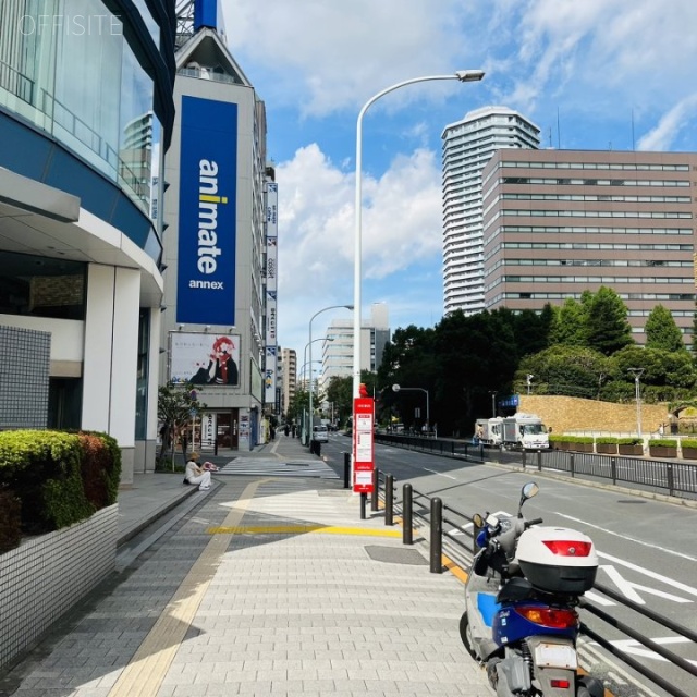 サンシャインシティアネックス 前面道路