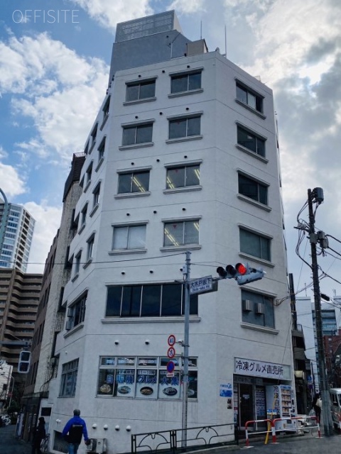 DeLCCS新宿御苑 外観