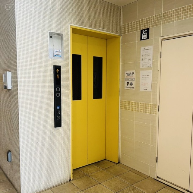 町田ビル エレベーター