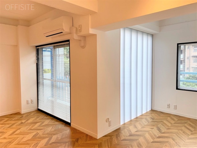 316青山 302号室 室内