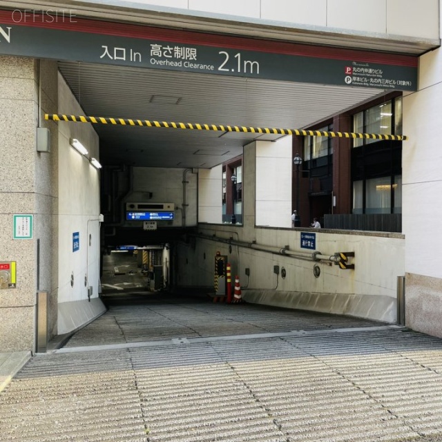 岸本ビル 駐車場