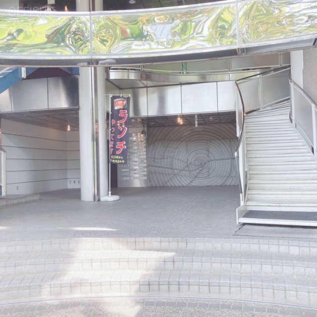 和紅(わこう)ビル エントランス