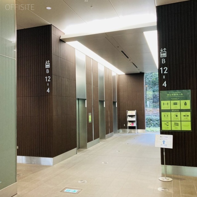 アークヒルズサウスタワー エレベーターホール