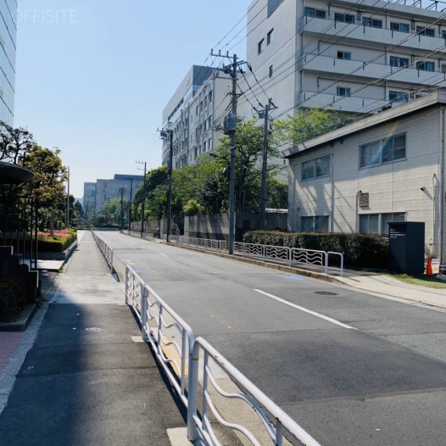 JMFビル東陽町02 ビル前面道路