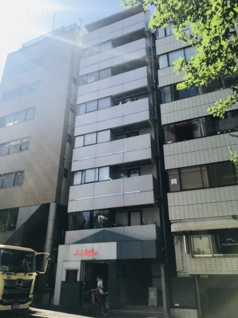吉房ビル 外観