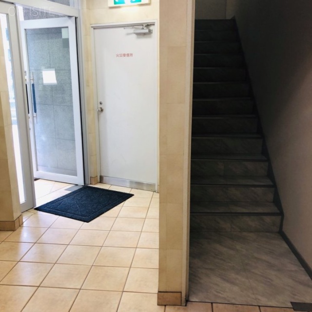 赤坂光映ビル エントランス