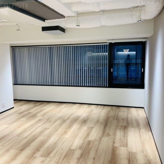 THE CORNER 日本橋 east 室内