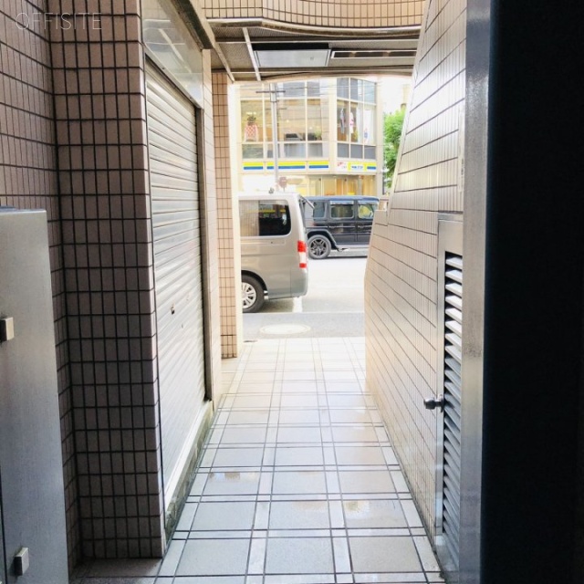 南青山骨董通りユニオンビル エントランス