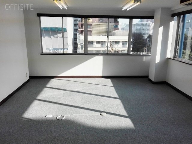 明図(めいと)ビル 室内