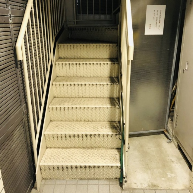 新橋シティビル エントランス