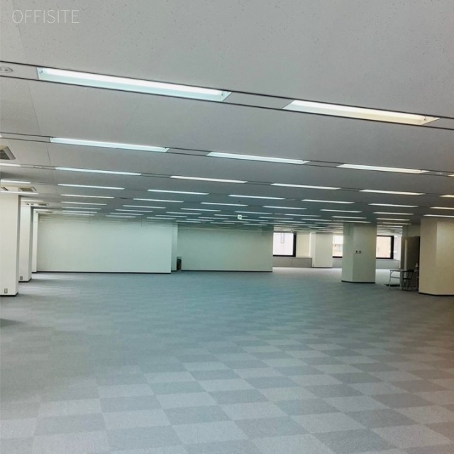 日本薬学会長井記念館 基準階 室内