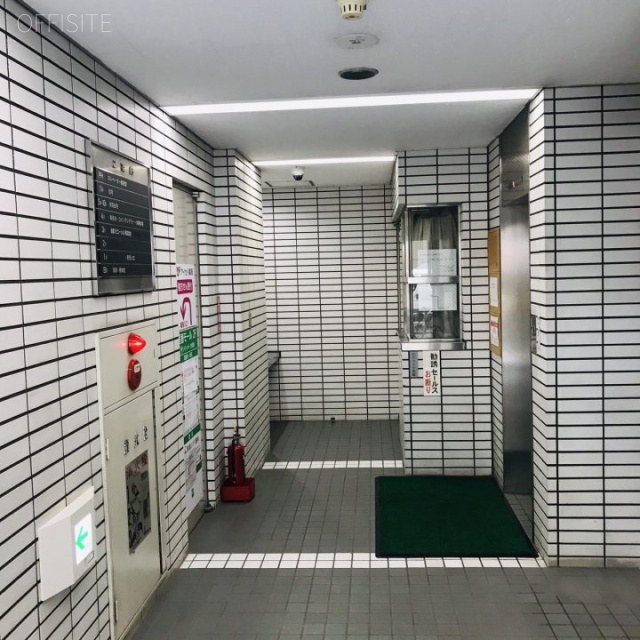 笹塚総榮ビル エントランス