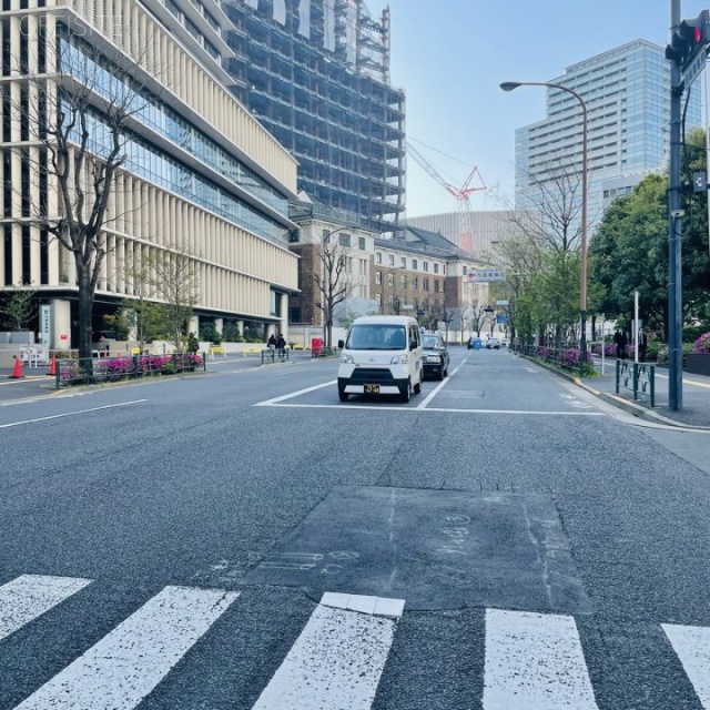 東京堂千代田ビル ビル前面道路