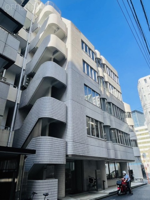 ダイナミック・アート九段下ビル 外観