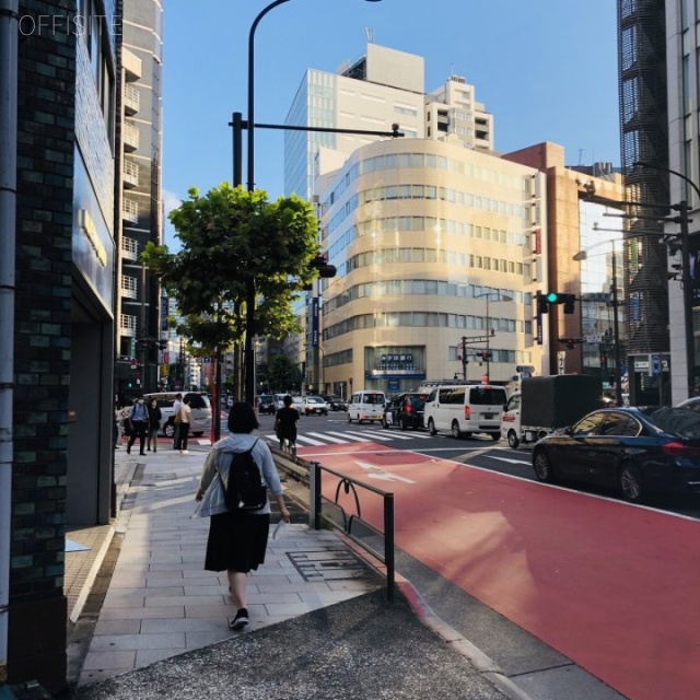 国土淡路町ビル ビル前面道路