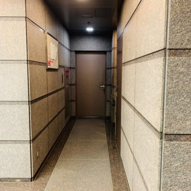 飛栄九段ビル エントランス