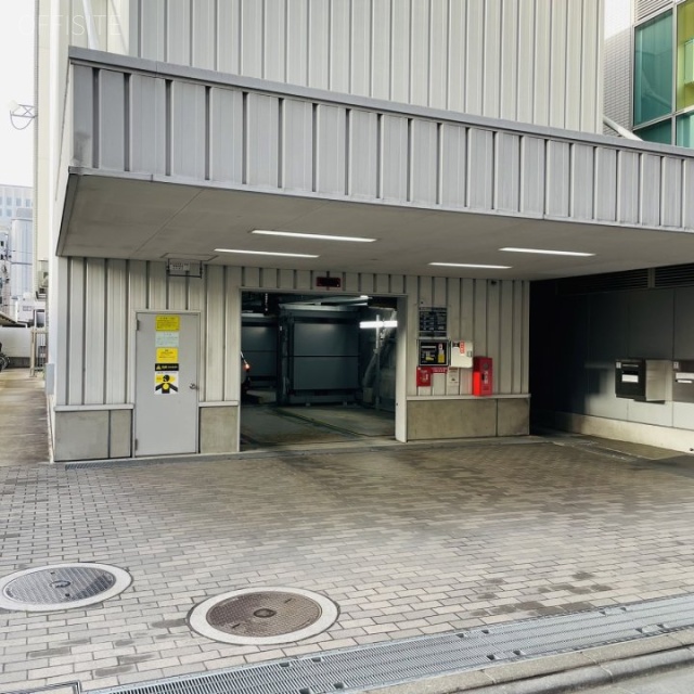 小田急仙台東口ビル 駐車場